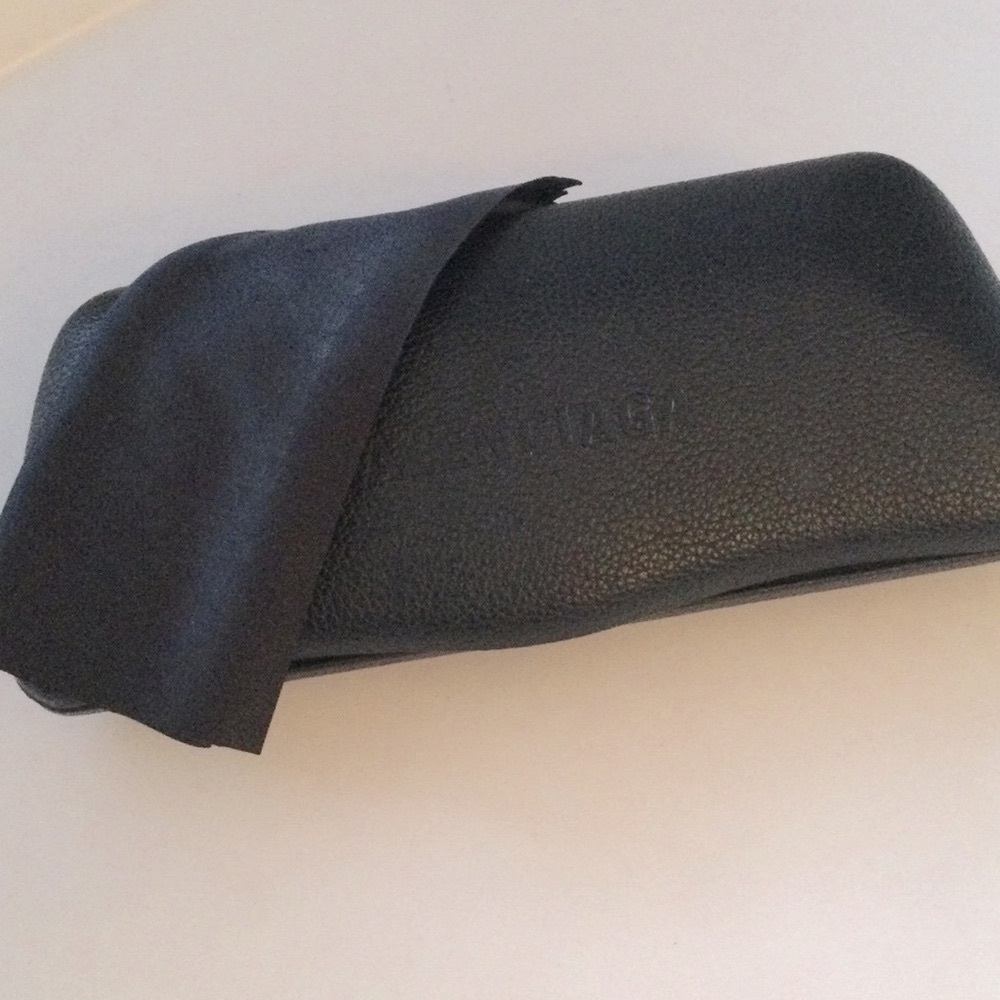 BALENCIAGA LEATHER SUNGLASSES CASE WITH CLEANING CLOTH BLACK